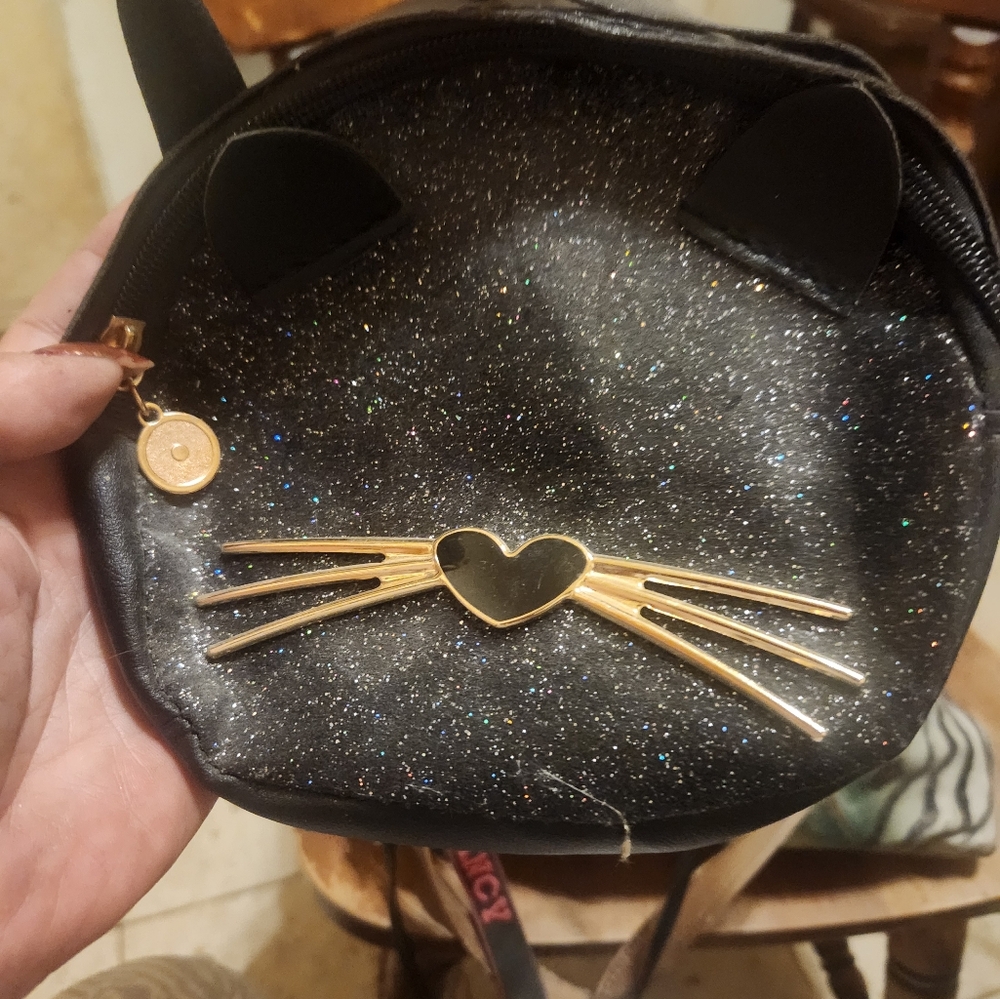 Girls pocketbook